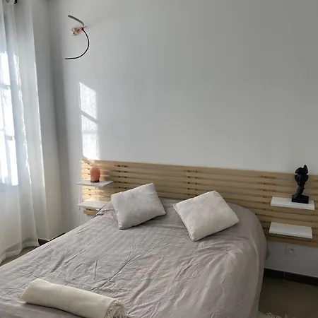 Апартаменты Modern And Cosy